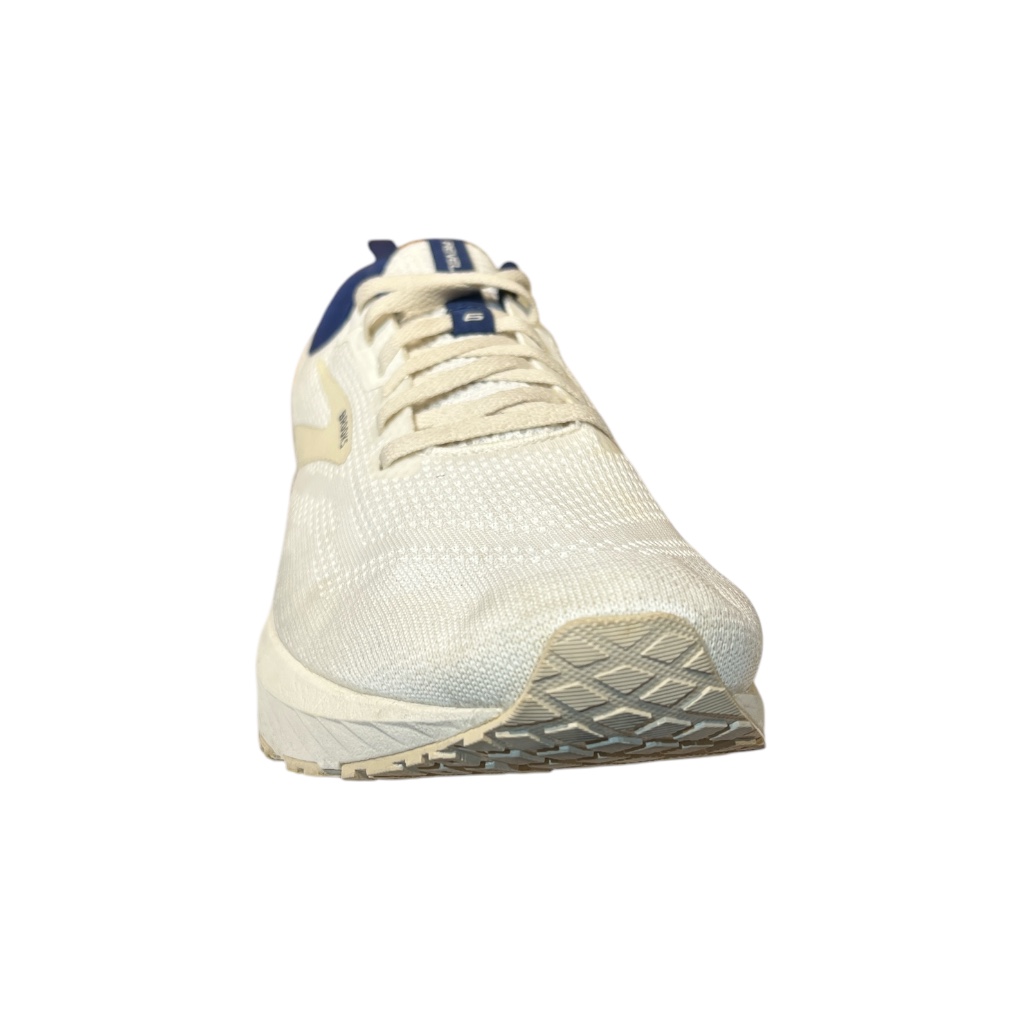 Brooks revel 6-2 Brooks revel 6 2