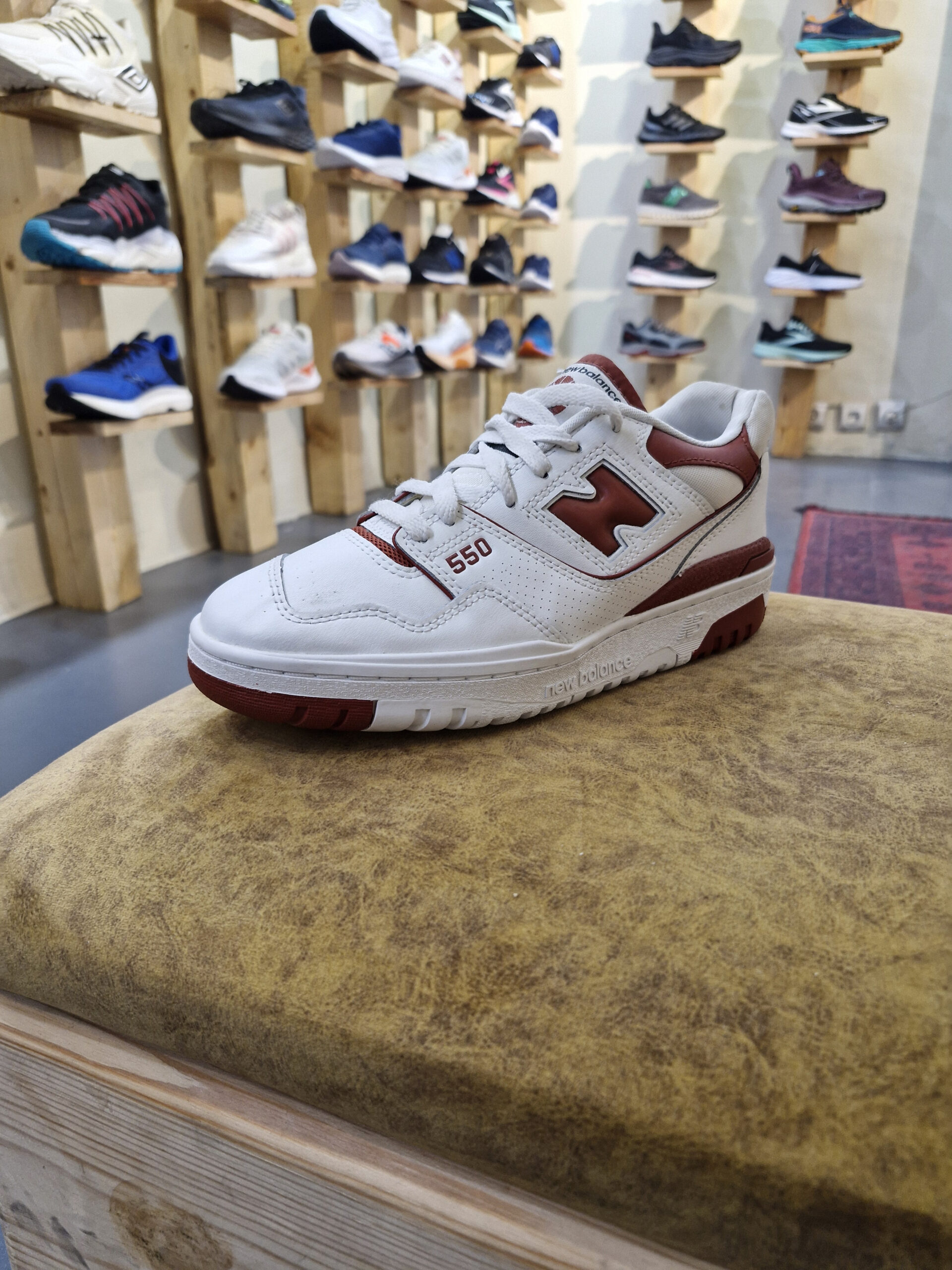 New Balance 550 Bbw550Br White Violet New Balance 550 BBW550BR White Brick Red Lateral View scaled