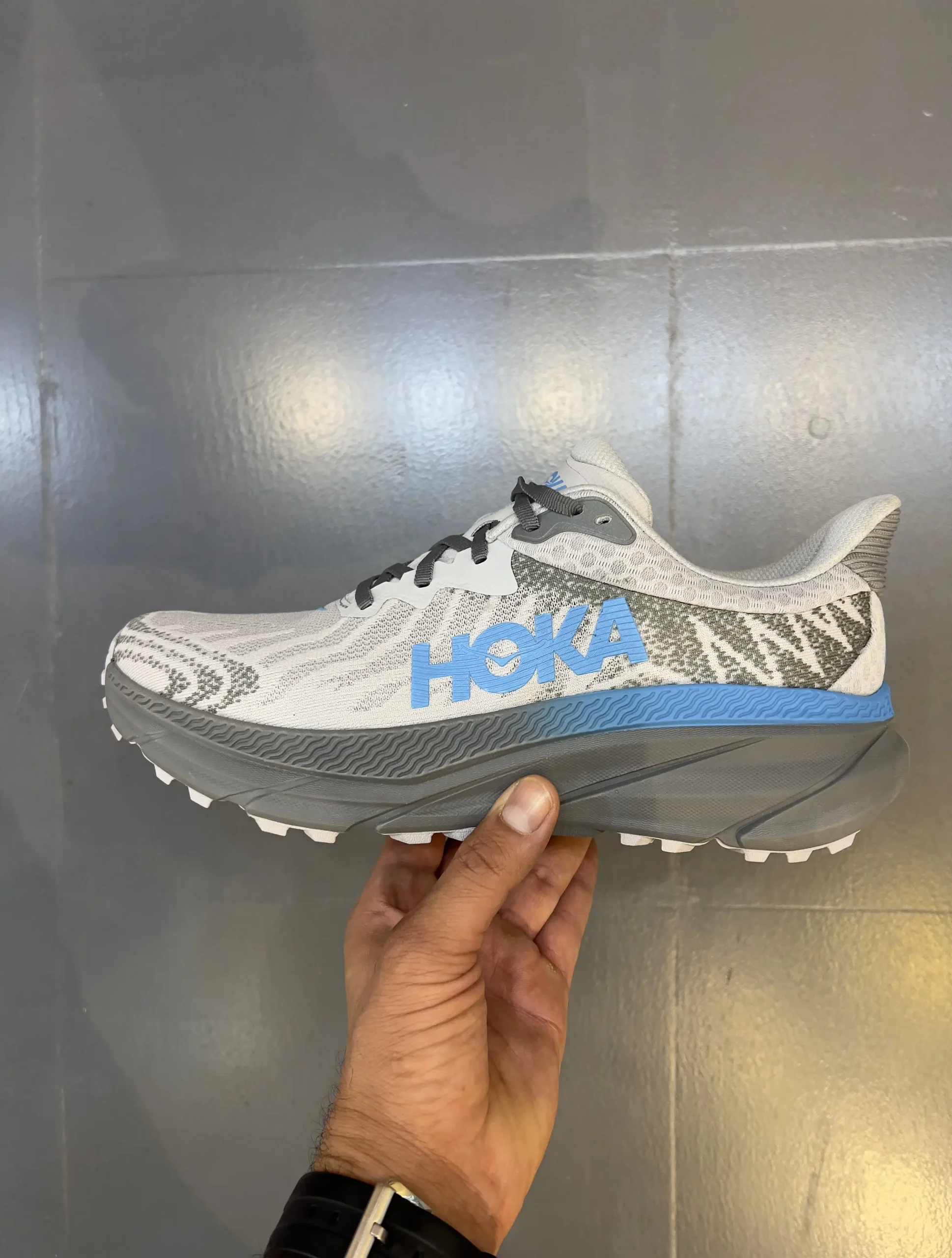 hoka-challenger-atr-7-1134500-srdst-hand-view hoka challenger atr 7 1134500 srdst hand view scaled