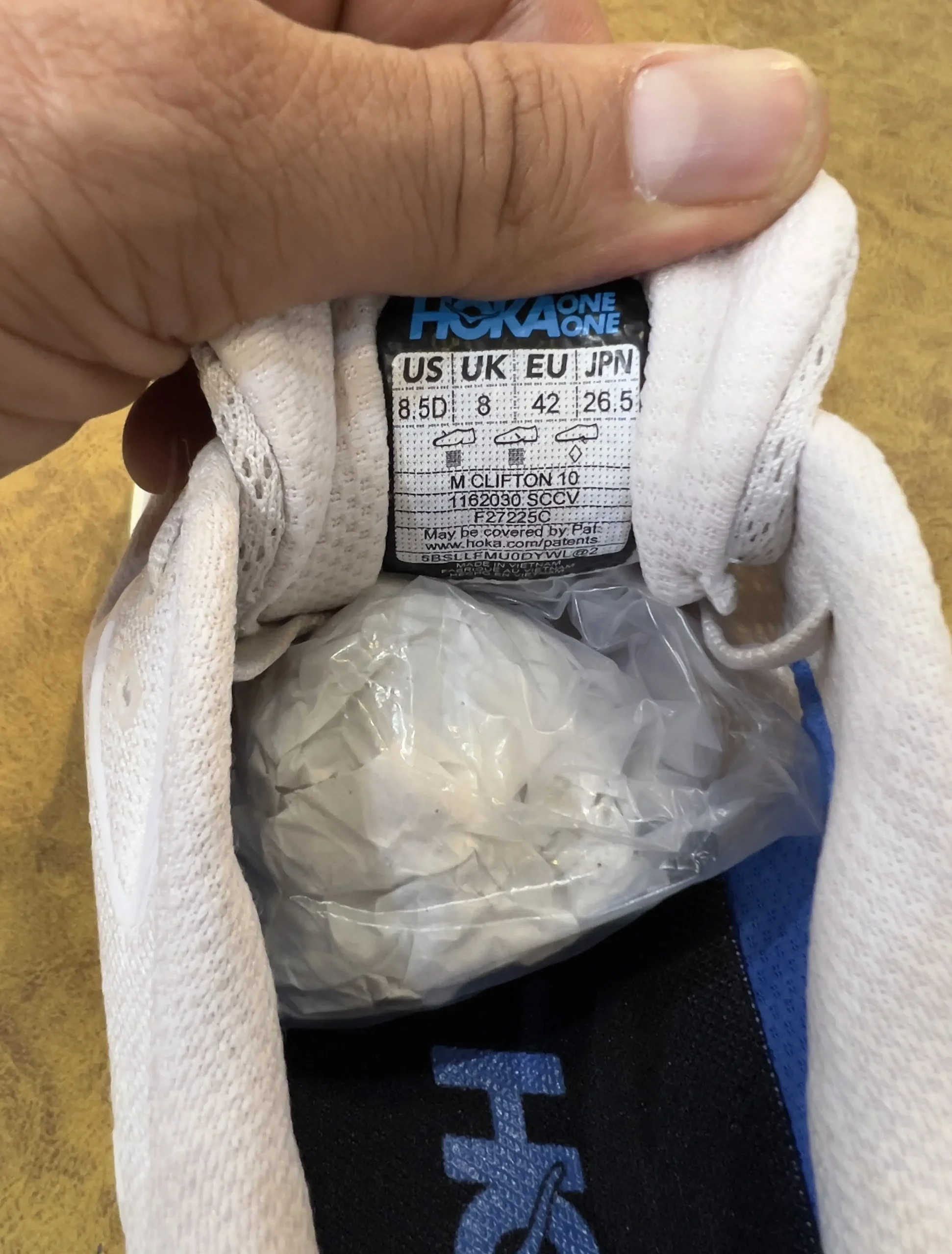 hoka-clifton-10-1162030-sccv-label-view hoka clifton 10 1162030 sccv label view scaled