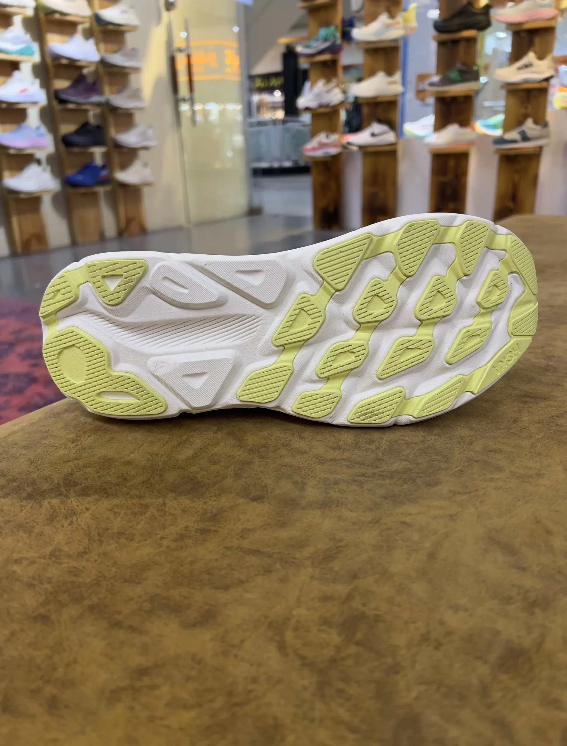 hoka-clifton-9-1127896-mnw-bottom-view hoka clifton 9 1127896 mnw bottom view scaled