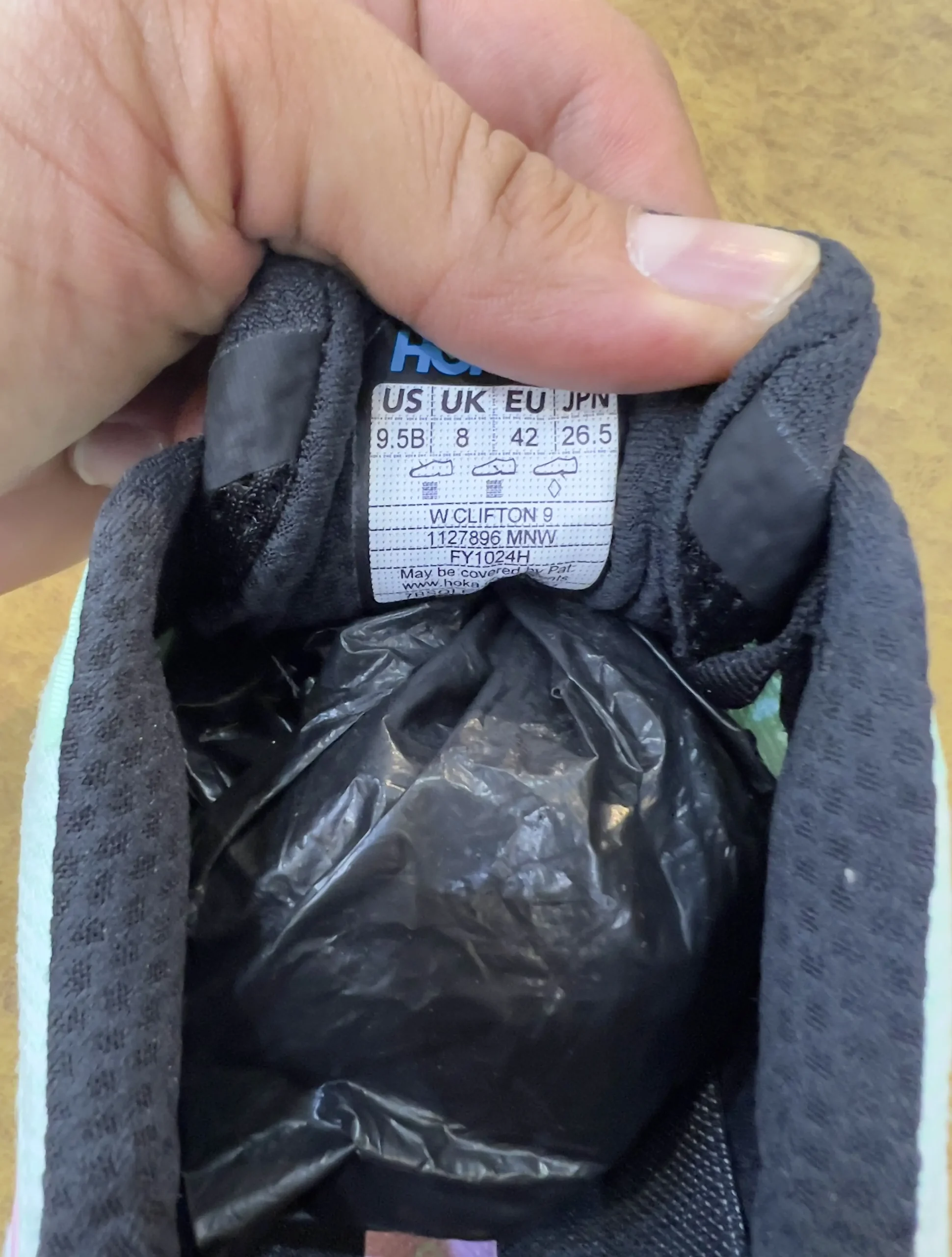 hoka-clifton-9-1127896-mnw-label-view hoka clifton 9 1127896 mnw label view scaled