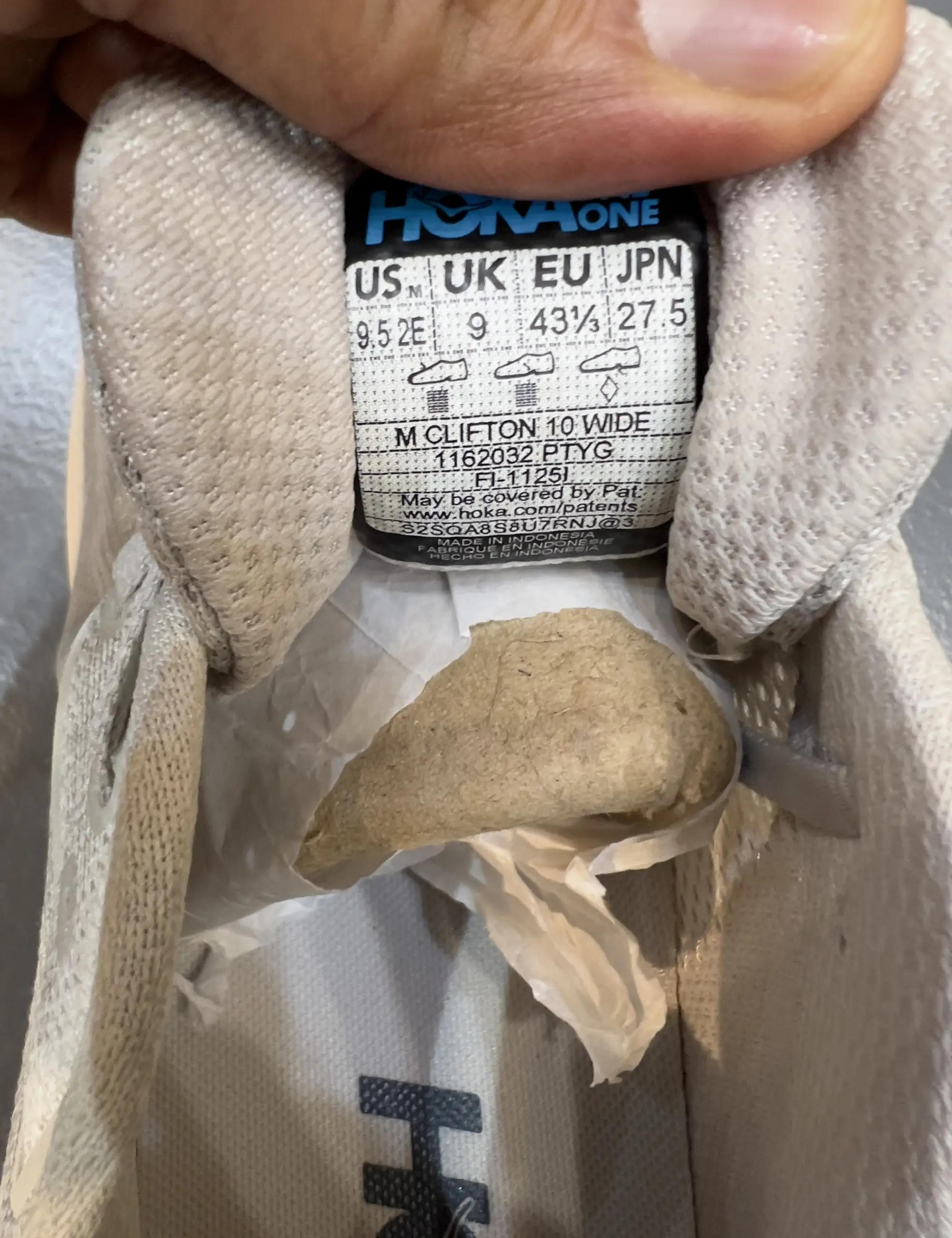 hoka-clifton-10-putty-grout-1162032-ptyg-label-view hoka clifton 10 putty grout 1162032 ptyg label view