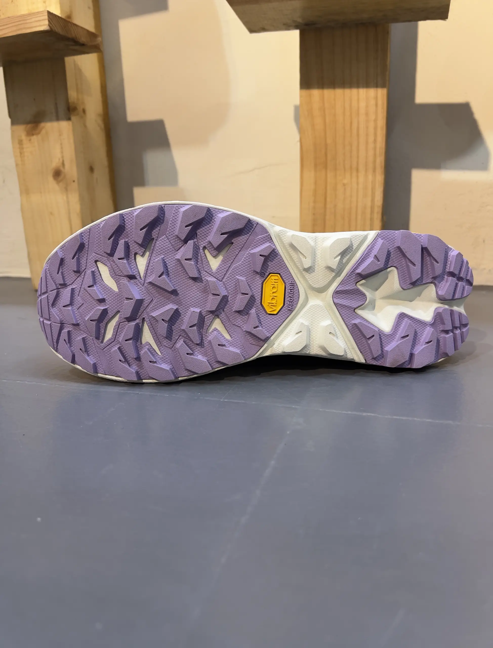 hoka-anacapa-2-freedom-sesame-glaucous-1155193-smgl-bottom-view hoka anacapa 2 freedom sesame glaucous 1155193 smgl bottom view