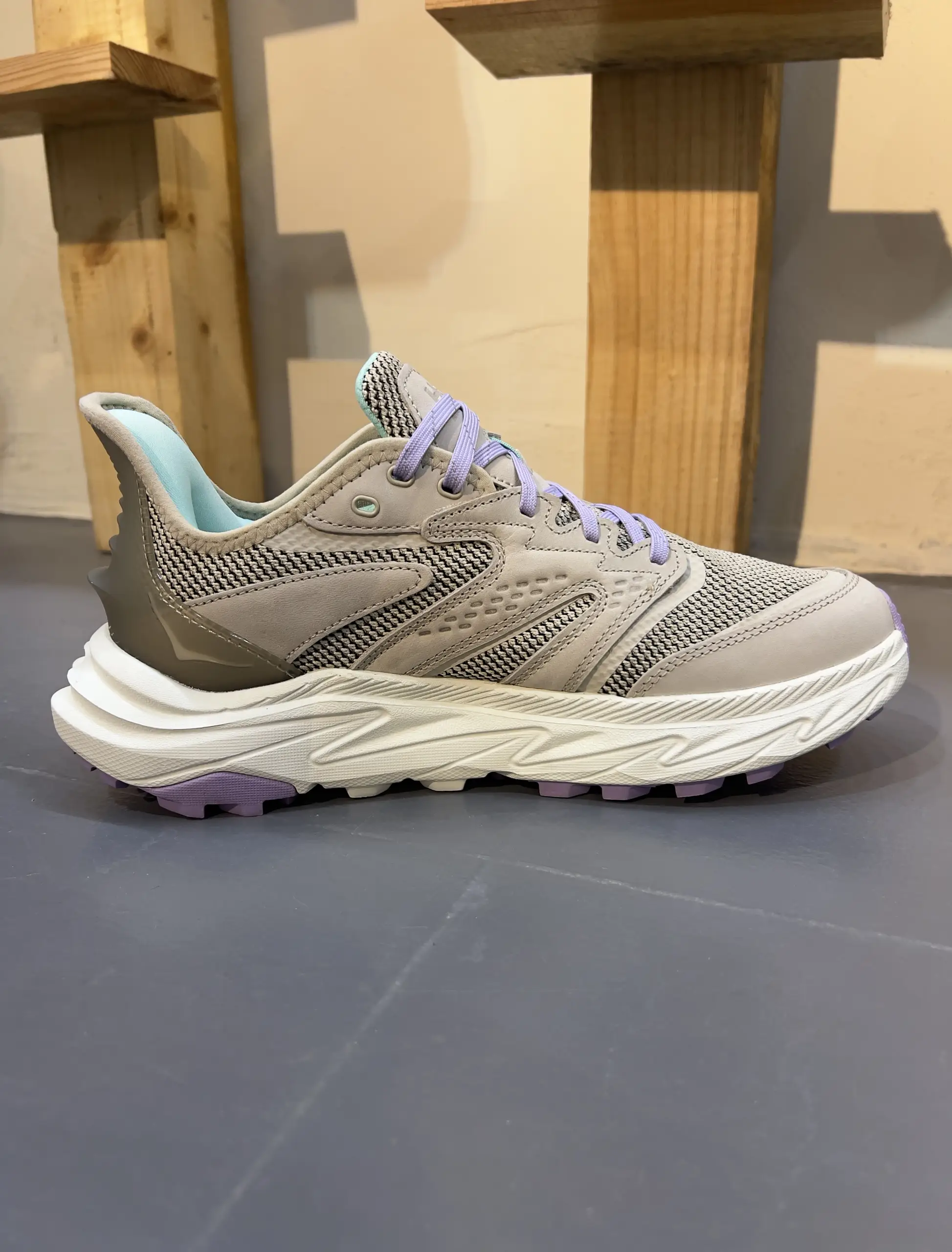 hoka-anacapa-2-freedom-sesame-glaucous-1155193-smgl-medial-view hoka anacapa 2 freedom sesame glaucous 1155193 smgl medial view
