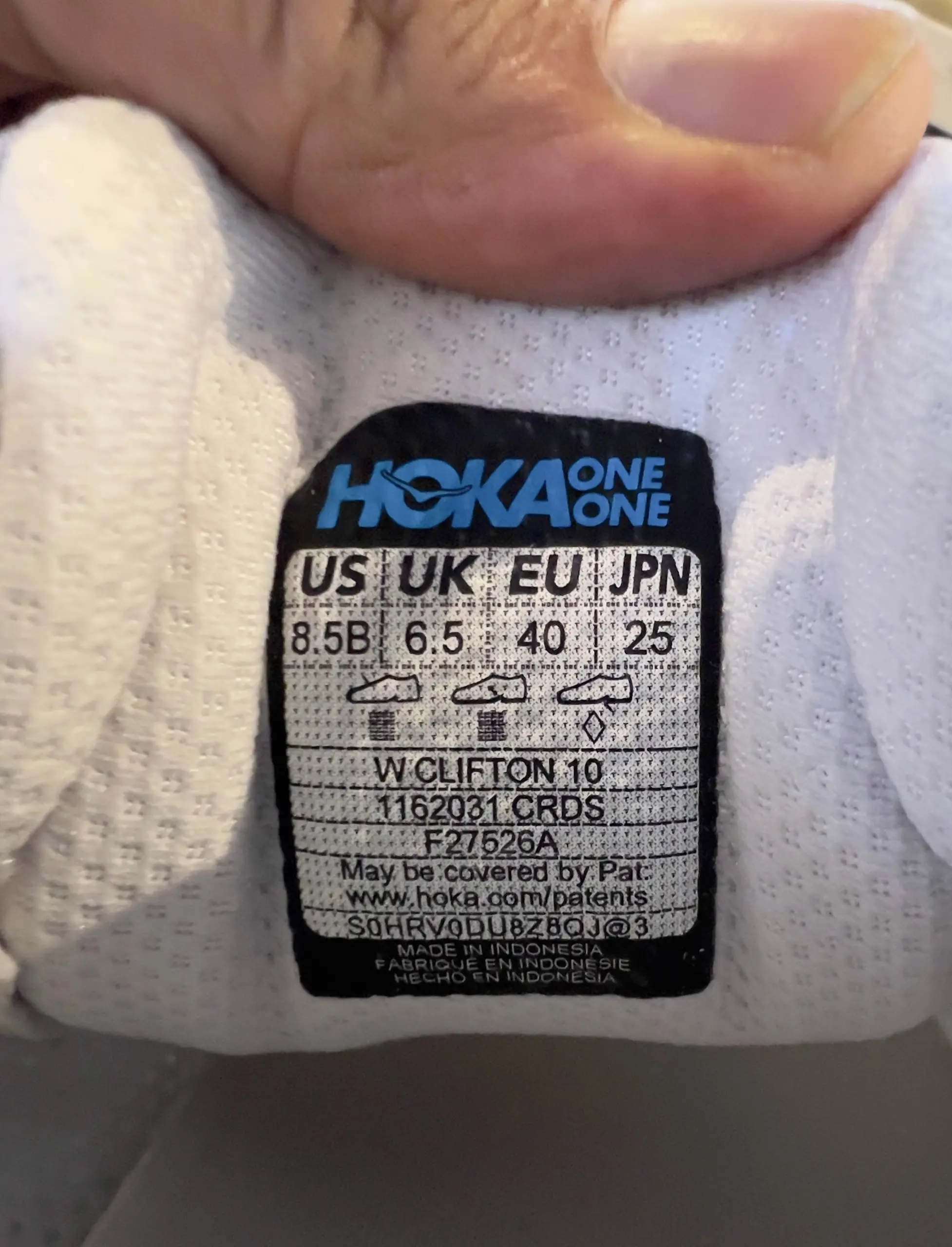 hoka-clifton-10-cosmic-grey-stardust-1162031-crds-label-view hoka clifton 10 cosmic grey stardust 1162031 crds label view