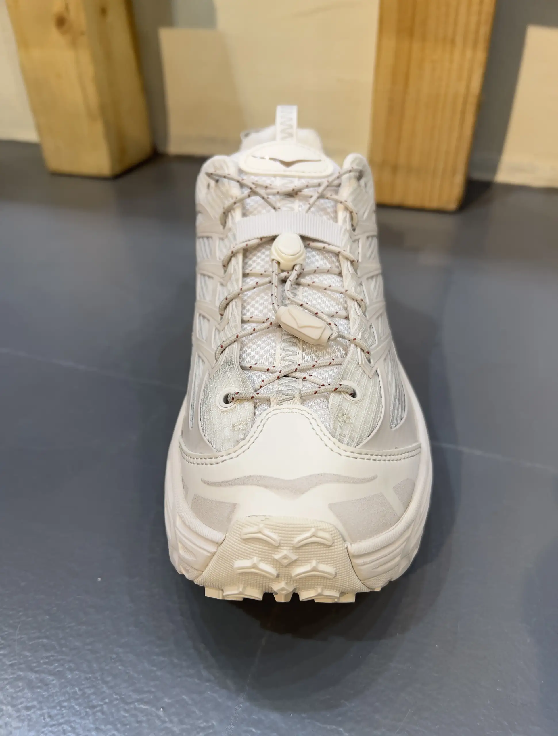 hoka-mafate-three-2-grid-rose-cream-stucco-1173332-rcc-front-view hoka mafate three 2 grid rose cream stucco 1173332 rcc front view